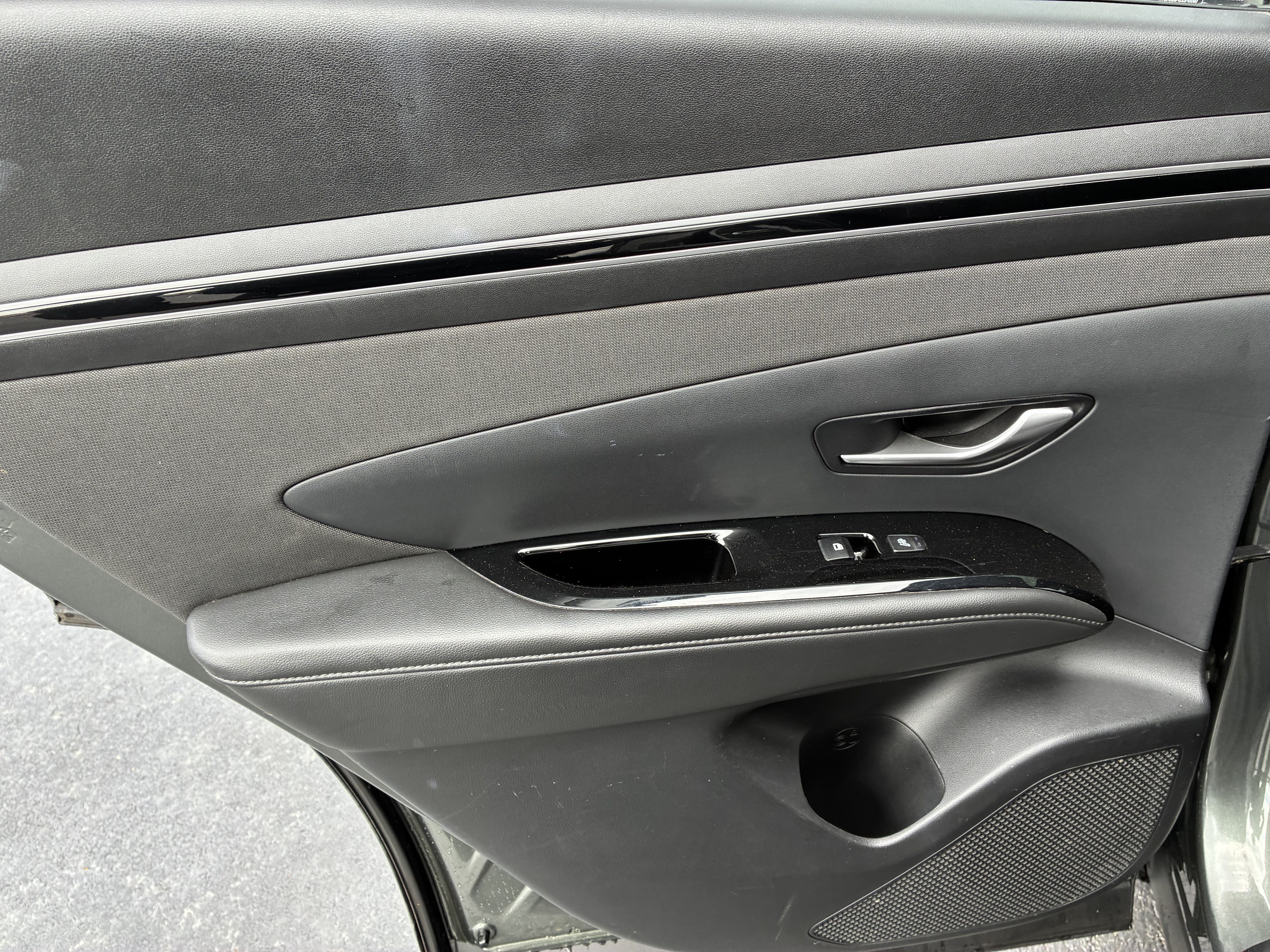 Used 2022 Hyundai Tucson Limited FWD image 15