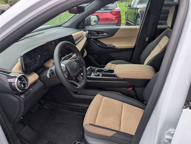 New 2026 Chevrolet Equinox ACTIV w/ Convenience Package III AWD/4WD image 12