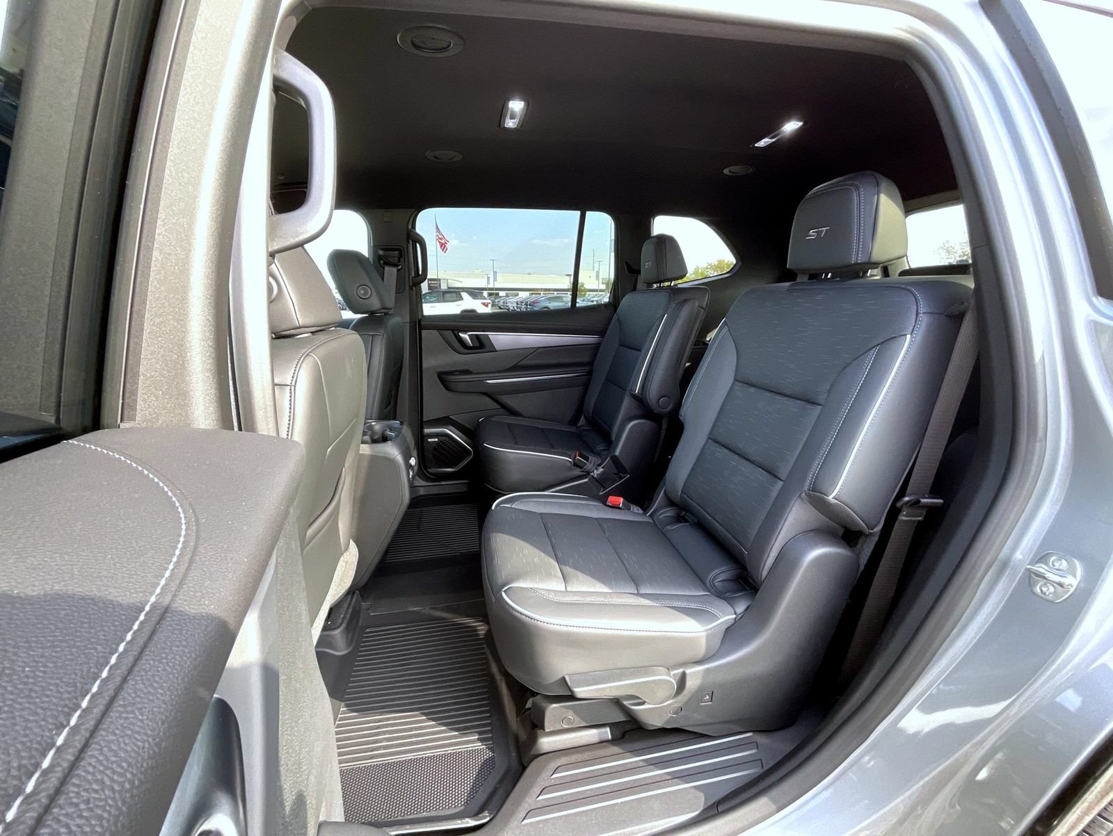 New 2026 Buick Enclave Sport Touring w/ Power Package AWD/4WD image 19