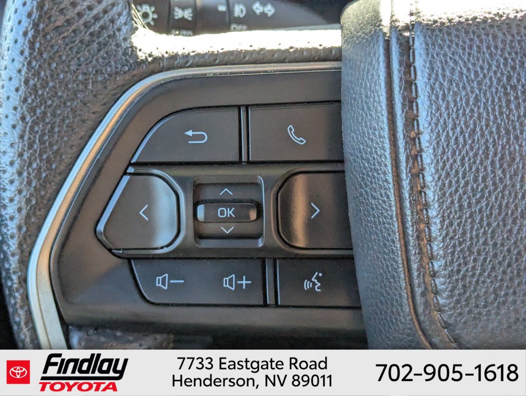 Certified 2025 Toyota Tacoma SR5 AWD/4WD image 22