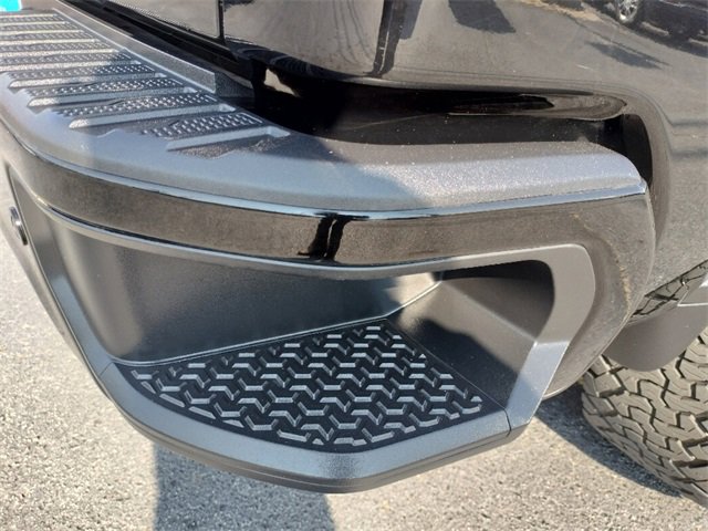 Used 2024 Chevrolet Silverado 2500 Custom w/ Custom Value Package image 12