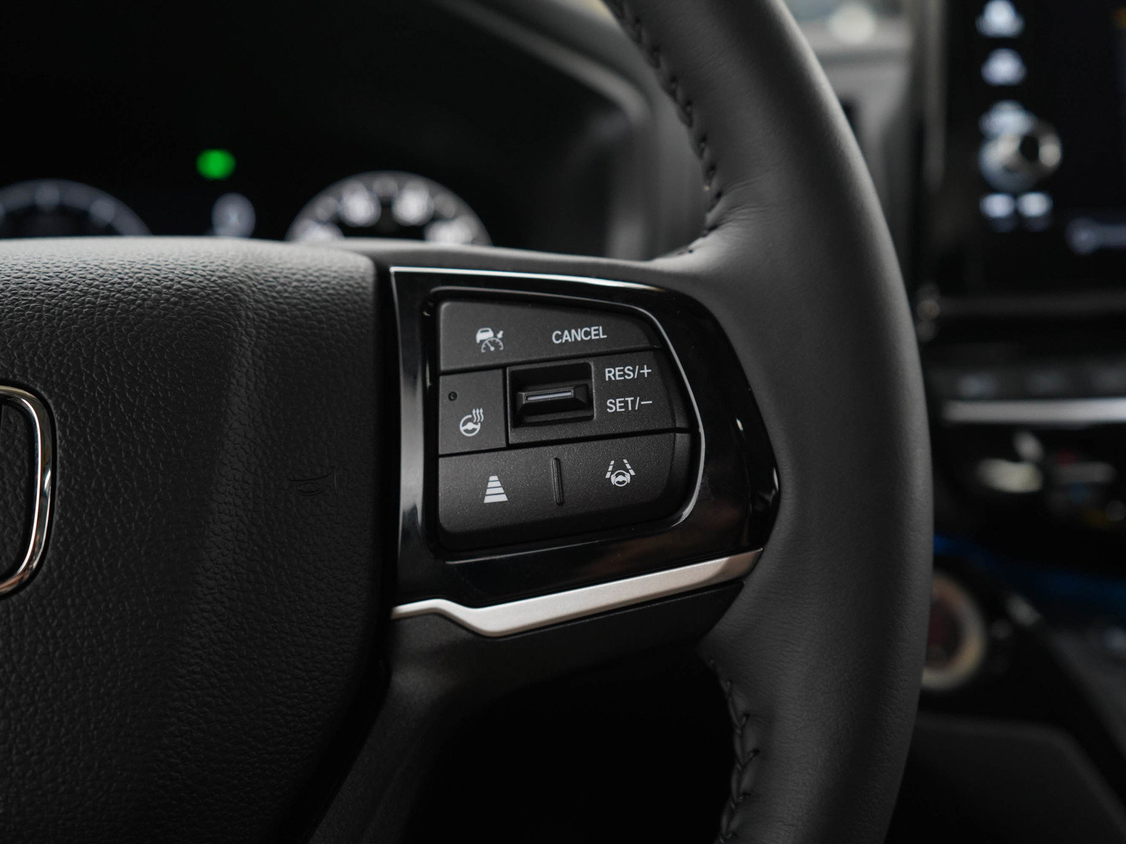 Used 2026 Honda Odyssey Elite image 30