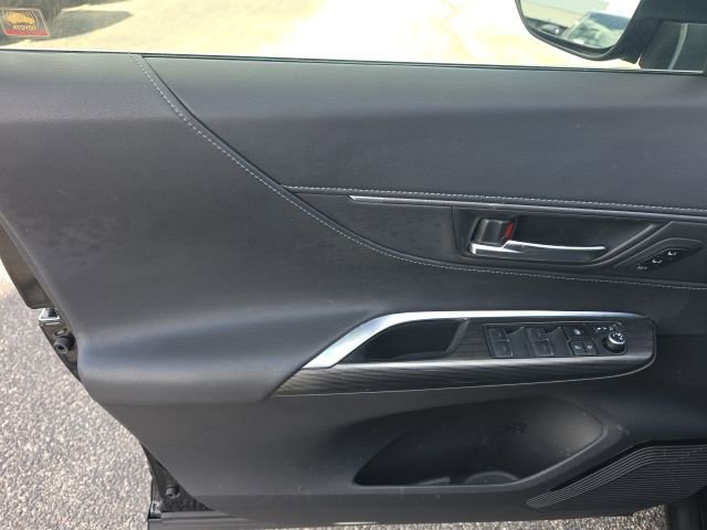 Certified 2021 Toyota Venza XLE w/ Softex Package image 13