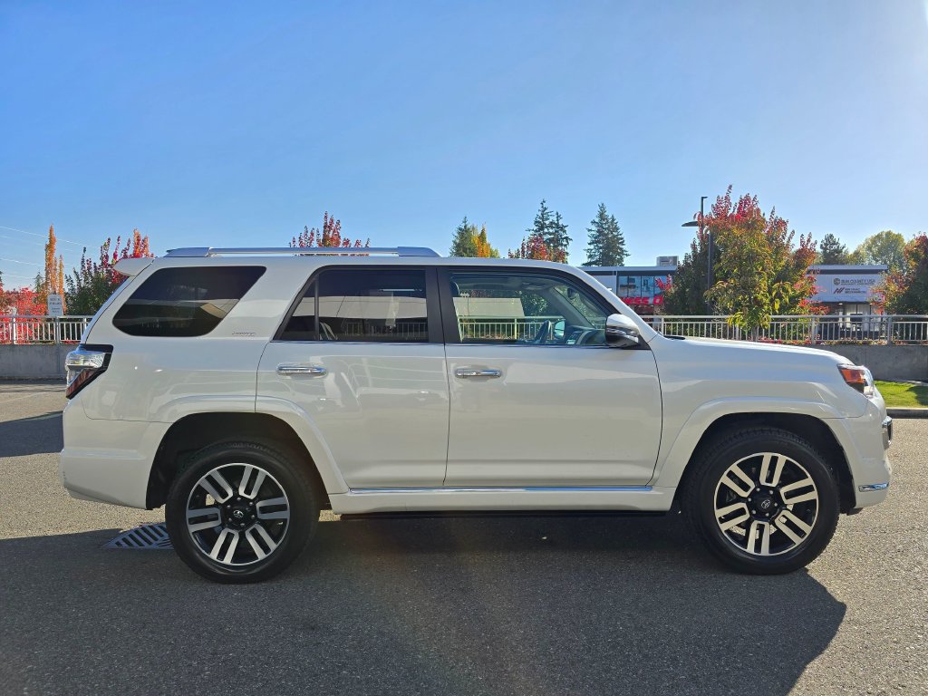 Used 2021 Toyota 4Runner Limited AWD/4WD image 6