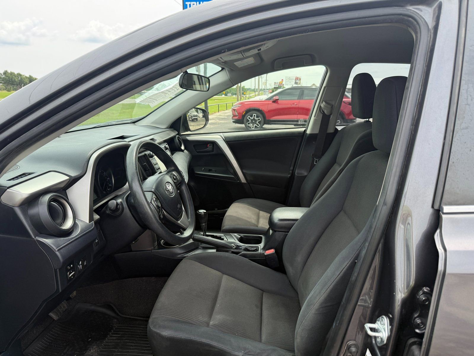 Used 2017 Toyota RAV4 LE w/ All Weather Liner Package image 11