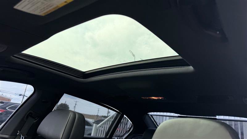 Used 2014 BMW 750Li RWD image 25