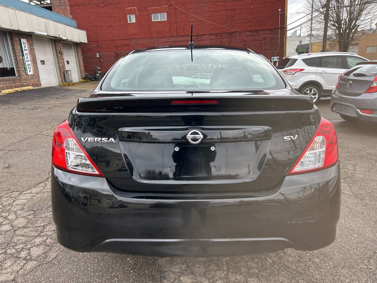 Used 2017 Nissan Versa SV image 6