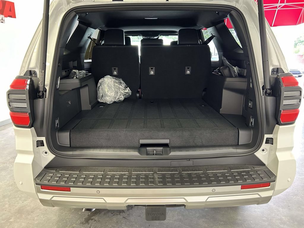 Used 2026 Toyota 4Runner Limited AWD/4WD image 13