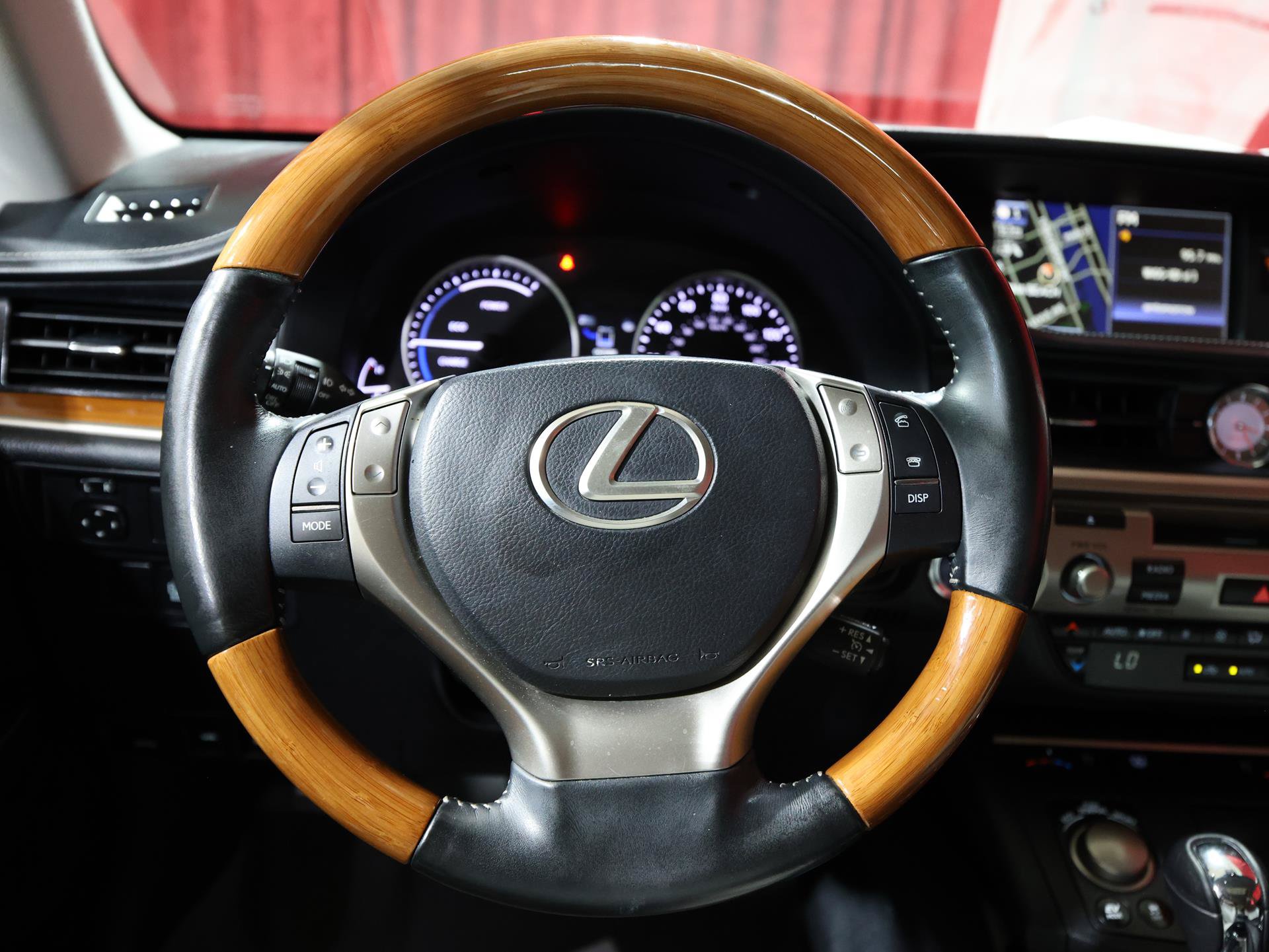 Used 2014 Lexus ES 300h w/ Luxury Package w/Bamboo Trim FWD image 16