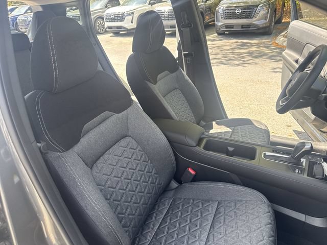 New 2026 Nissan Kicks SV w/ Charging Package FWD image 10