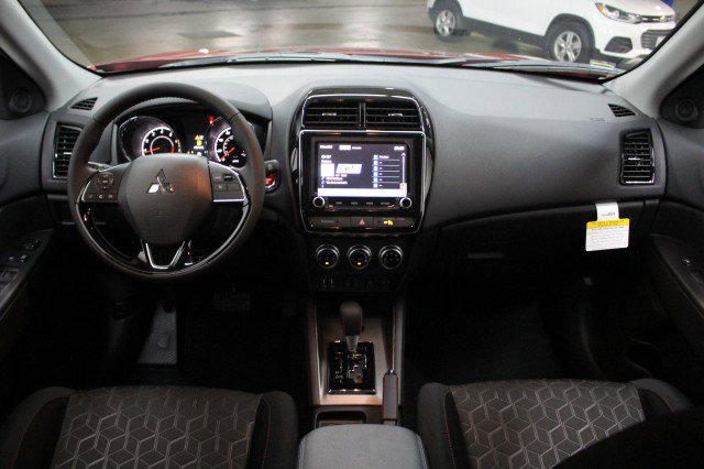 New 2026 Mitsubishi Outlander Sport LE AWD/4WD image 20
