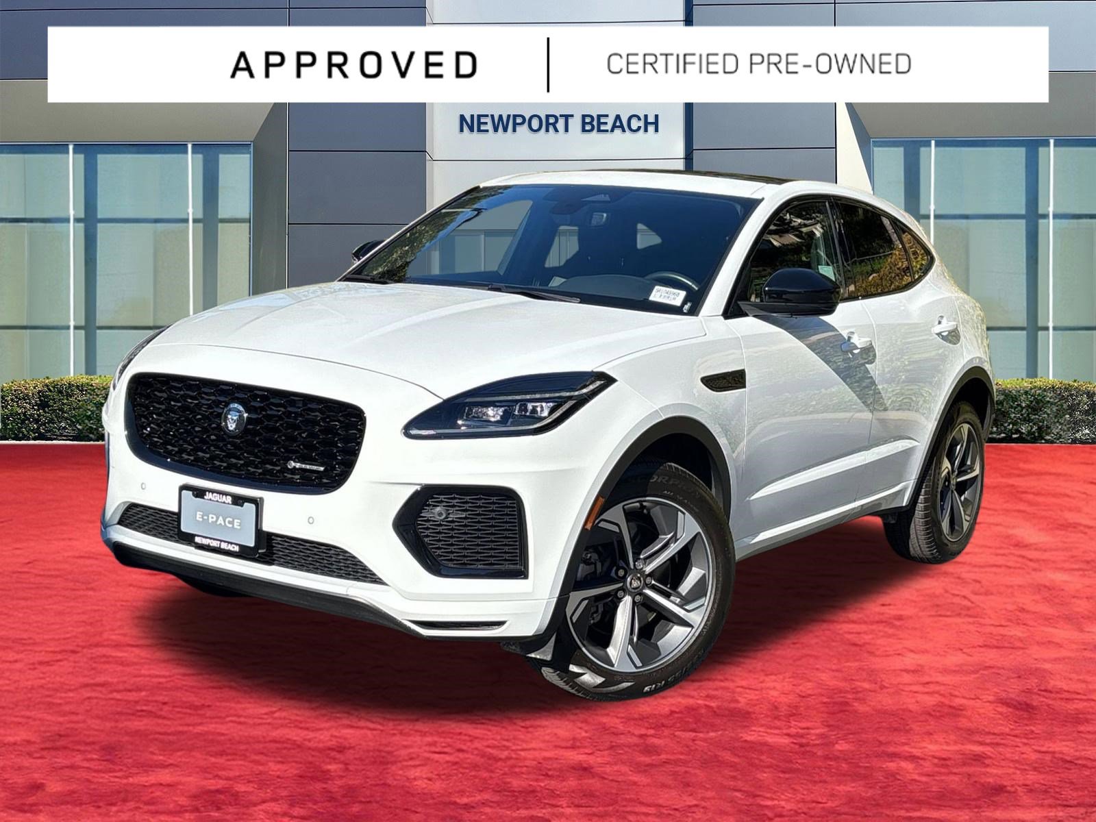 Used 2024 Jaguar E-PACE R-Dynamic SE image 1