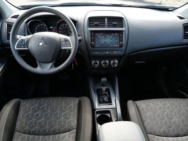 Used 2023 Mitsubishi Outlander Sport AWD image 12