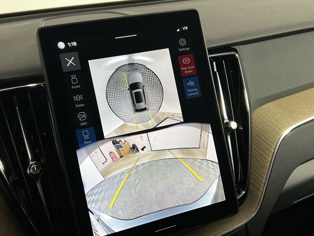 New 2026 Volvo XC60 B5 Plus w/ Climate Package image 19