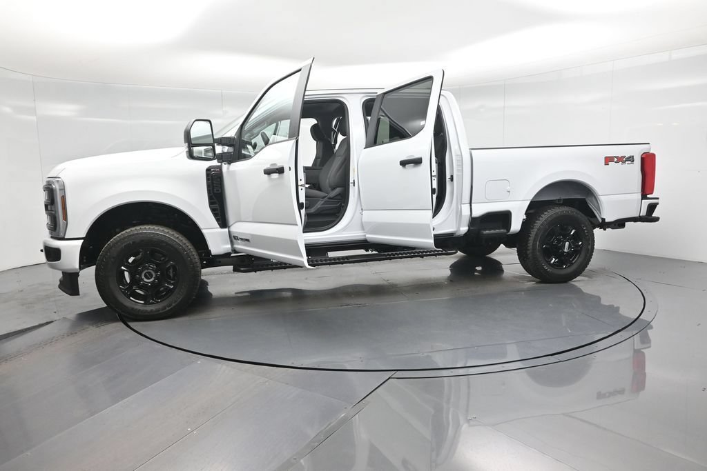 New 2026 Ford F250 XL w/ STX Appearance Package AWD/4WD image 33