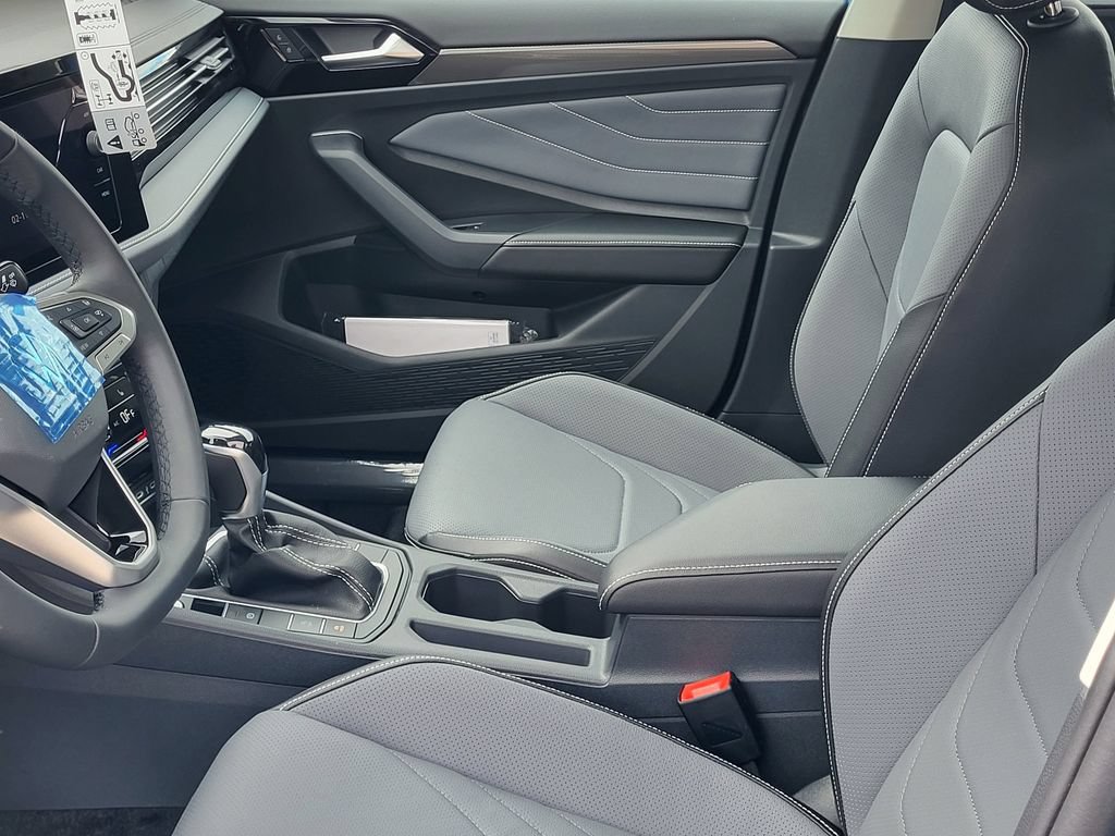 New 2026 Volkswagen Jetta SEL FWD image 19