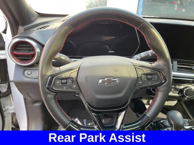 Used 2024 Chevrolet Trax RS w/ Sunroof Package FWD image 14