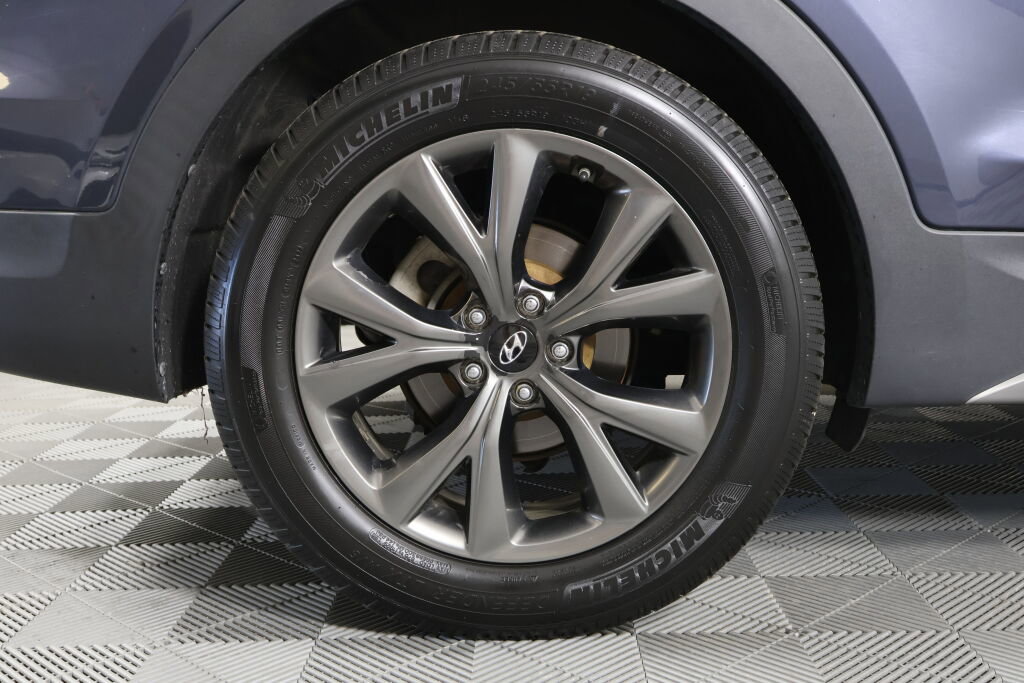 Used 2017 Hyundai Santa Fe Sport AWD/4WD image 7