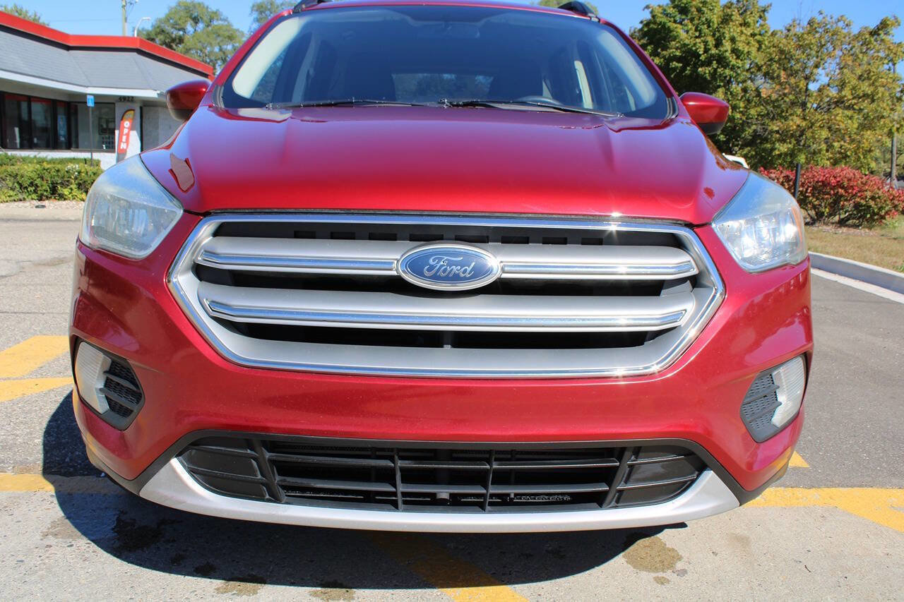Used 2017 Ford Escape SE image 22