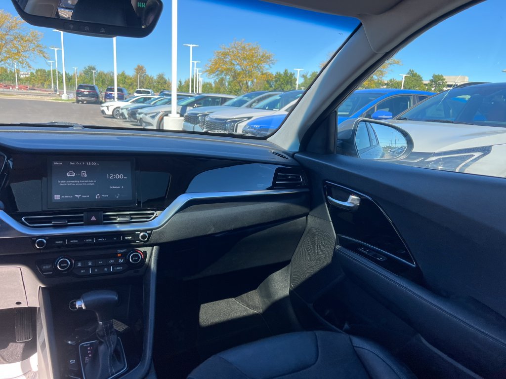 Certified 2022 Kia Niro LXS FWD image 21