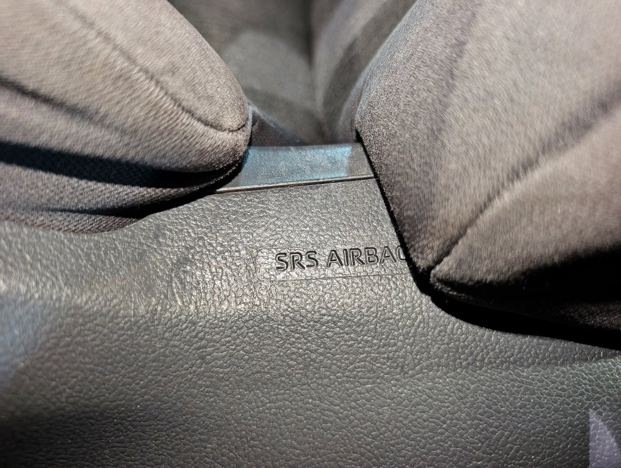 Used 2018 Toyota Camry LE image 42