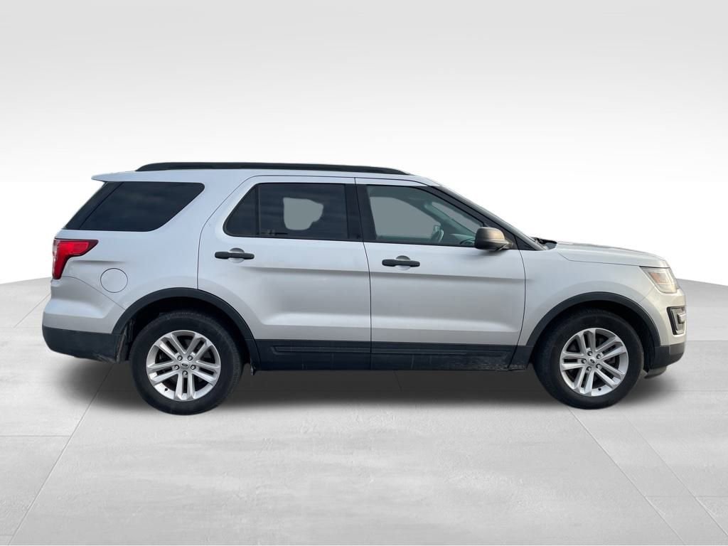 Used 2017 Ford Explorer FWD image 6