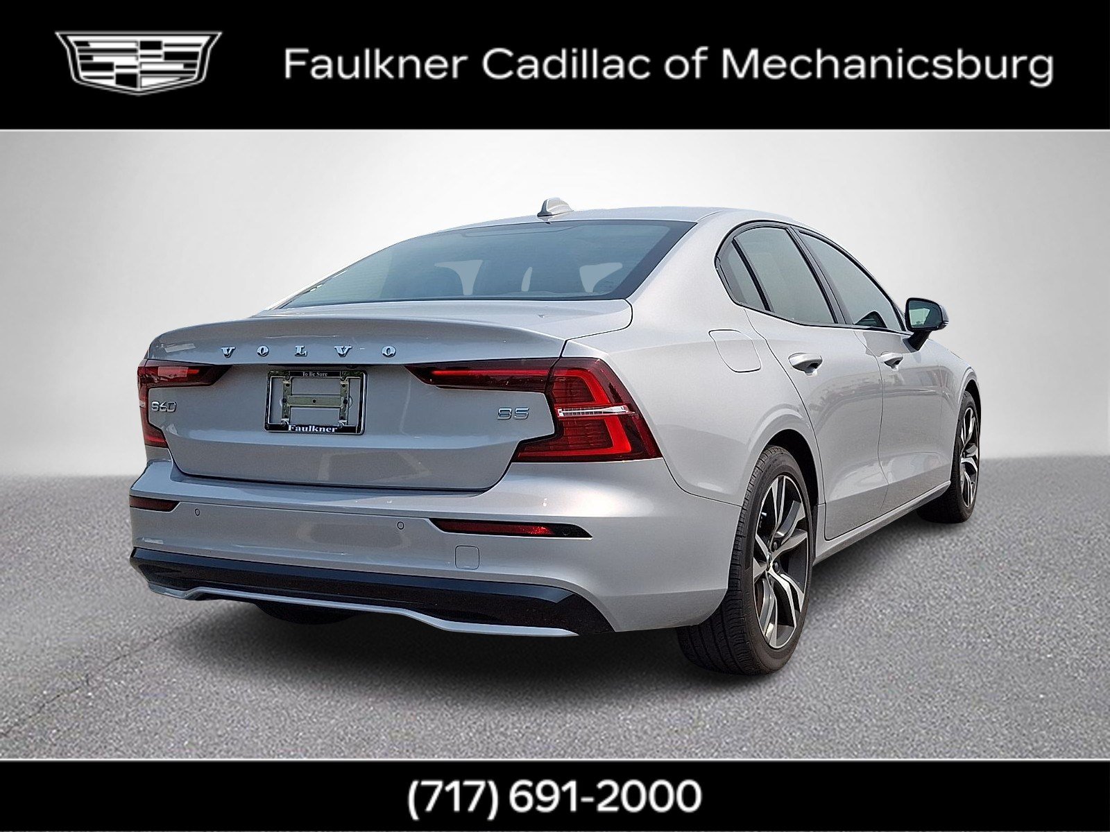 Used 2025 Volvo S60 B5 Core FWD image 5