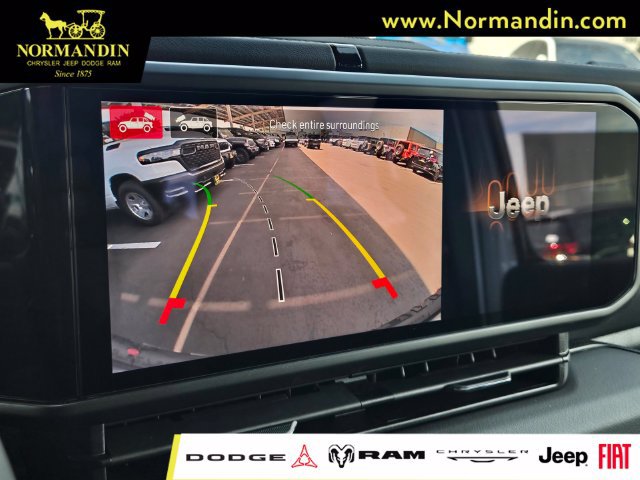 New 2026 Jeep Wrangler Unlimited Sahara AWD/4WD image 11
