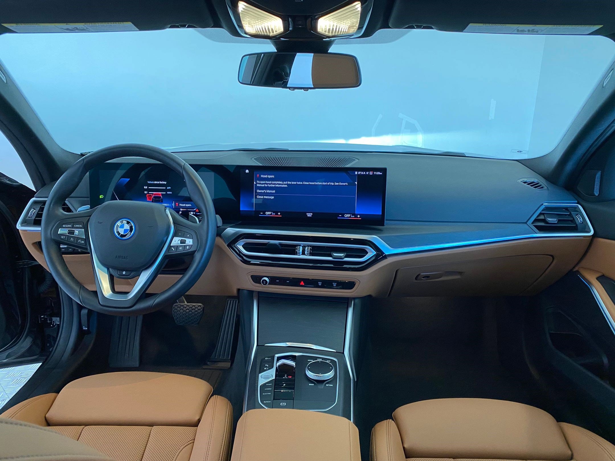 Certified 2023 BMW 330e xDrive w/ Driving Assistance Package image 15