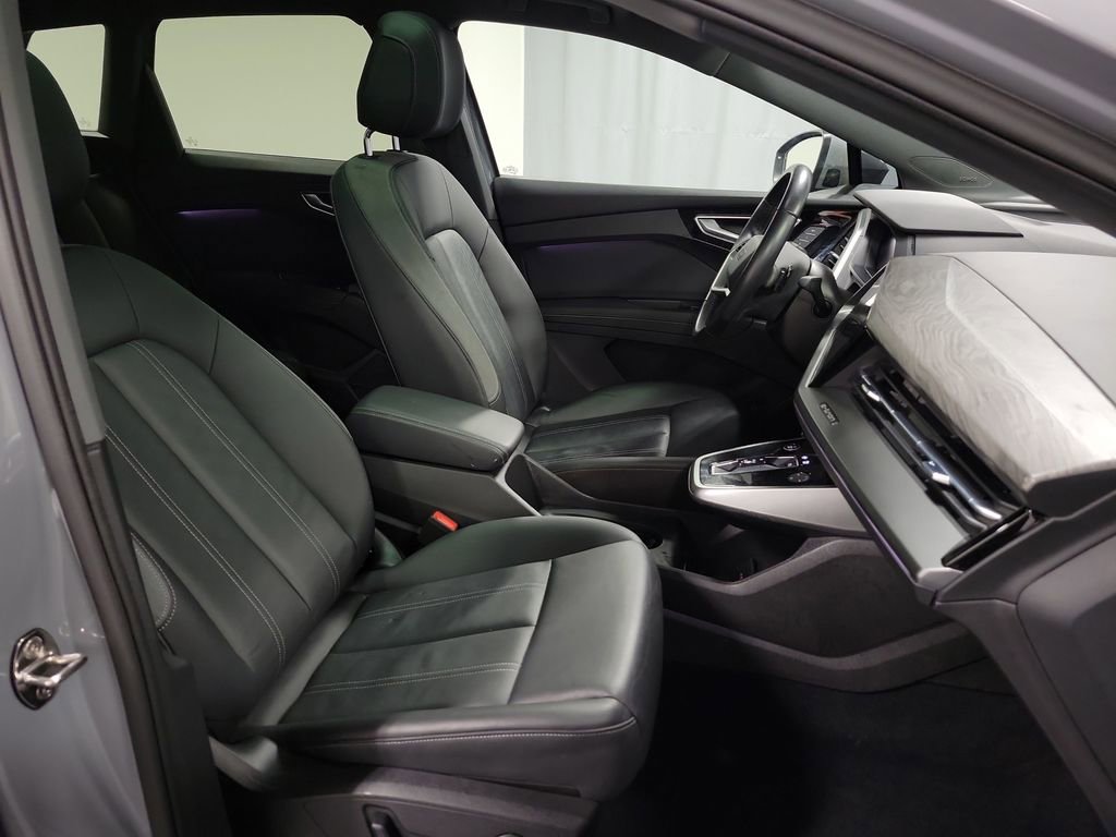 Used 2023 Audi Q4 e-tron Premium Plus image 26