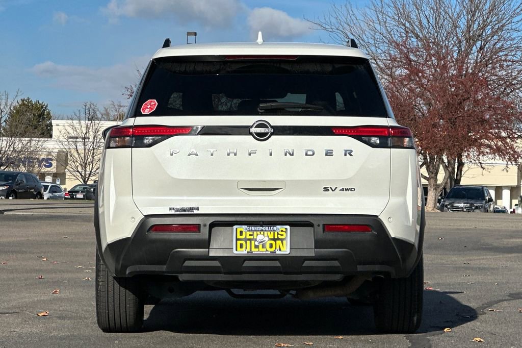 Used 2024 Nissan Pathfinder SV AWD/4WD image 5
