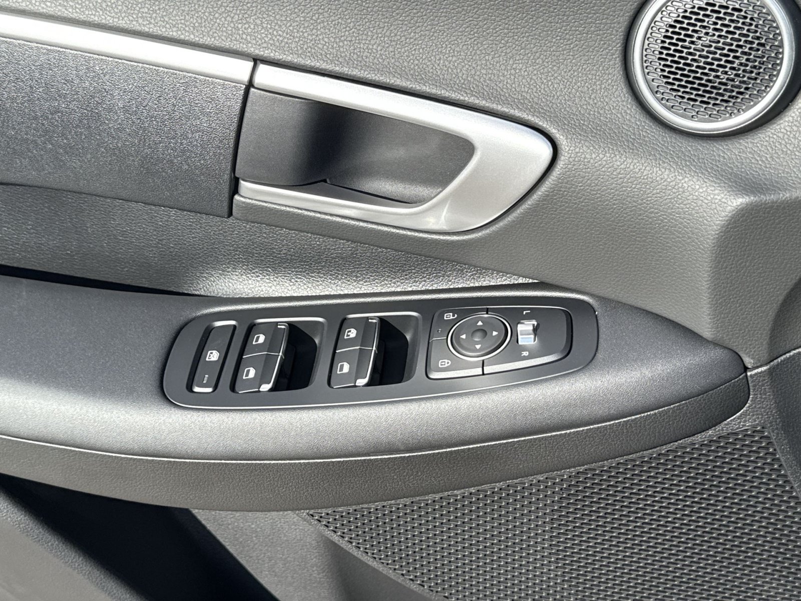 New 2026 Hyundai Sonata SE FWD image 14