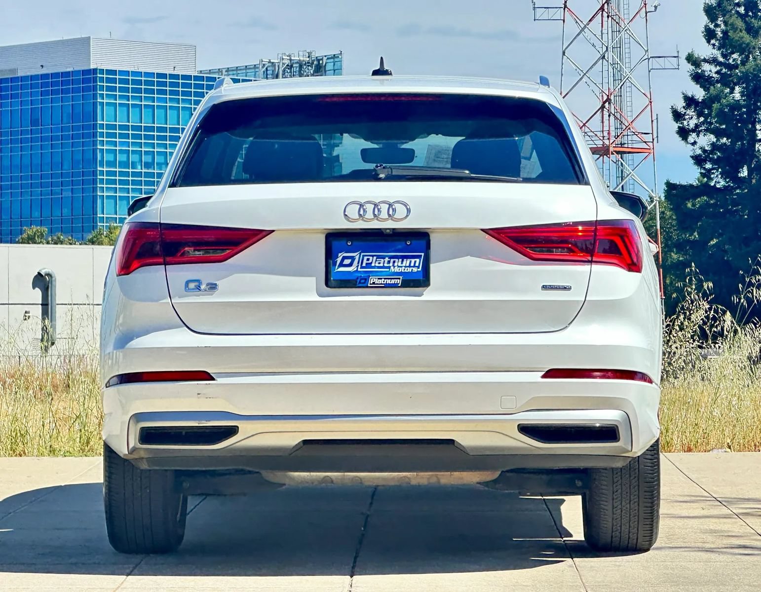 Used 2019 Audi Q3 2.0T Premium AWD/4WD image 5