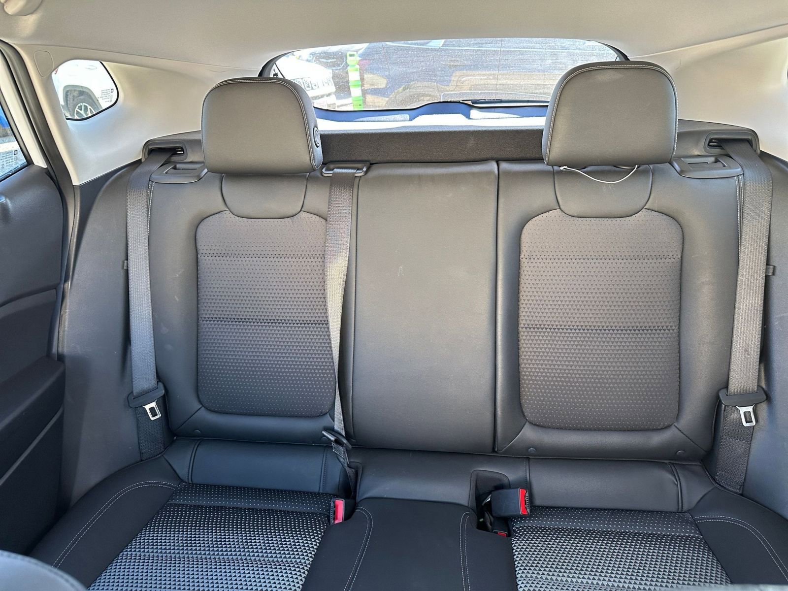 Used 2025 Chevrolet Trax LT w/ LT Convenience Package image 37