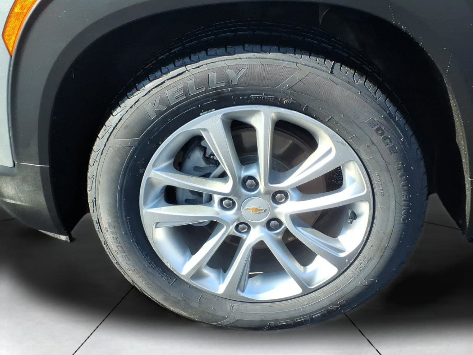 Used 2024 Chevrolet TrailBlazer LS w/ LS Convenience Package FWD image 24