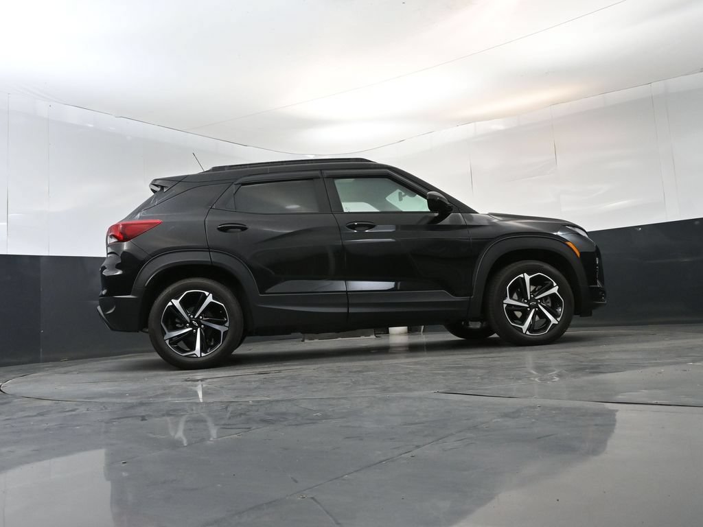 Used 2023 Chevrolet TrailBlazer RS w/ Sun and Liftgate Package AWD/4WD image 24