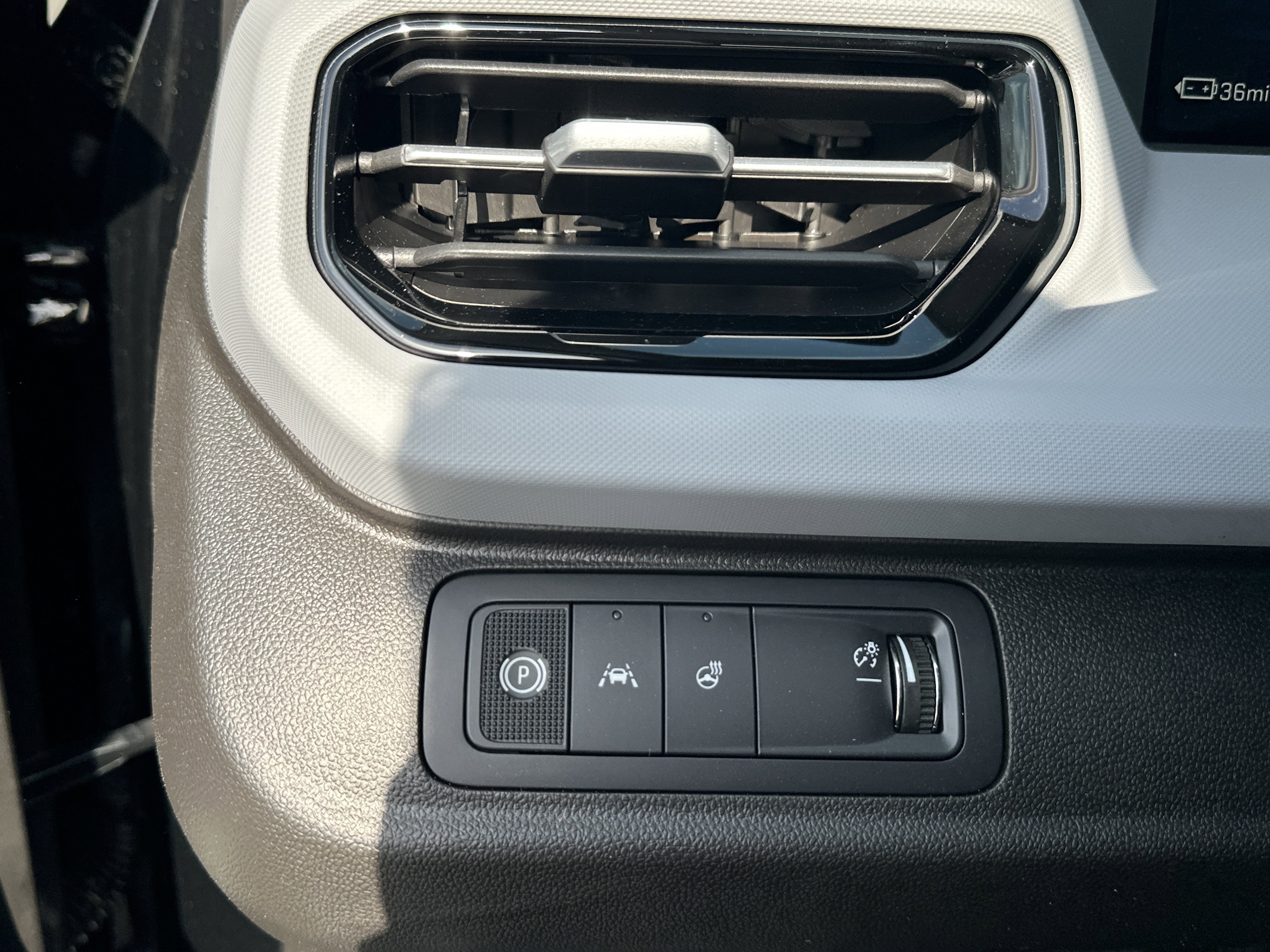 New 2027 Chevrolet Bolt RS FWD image 23