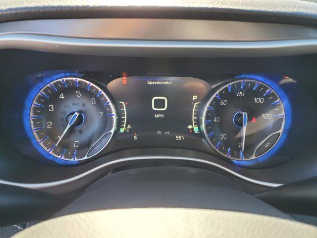 New 2026 Chrysler Pacifica Select image 9