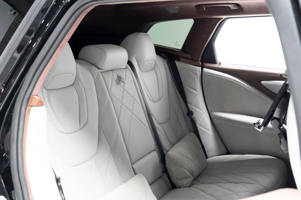 Used 2023 BMW XM image 50