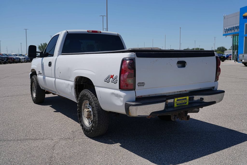 Used 2006 Chevrolet Silverado 2500 W/T w/ Heavy-Duty Power Package AWD/4WD image 7
