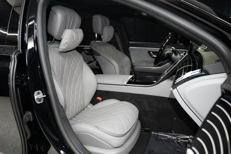 Certified 2025 Mercedes-Benz S 580 4MATIC Sedan image 13