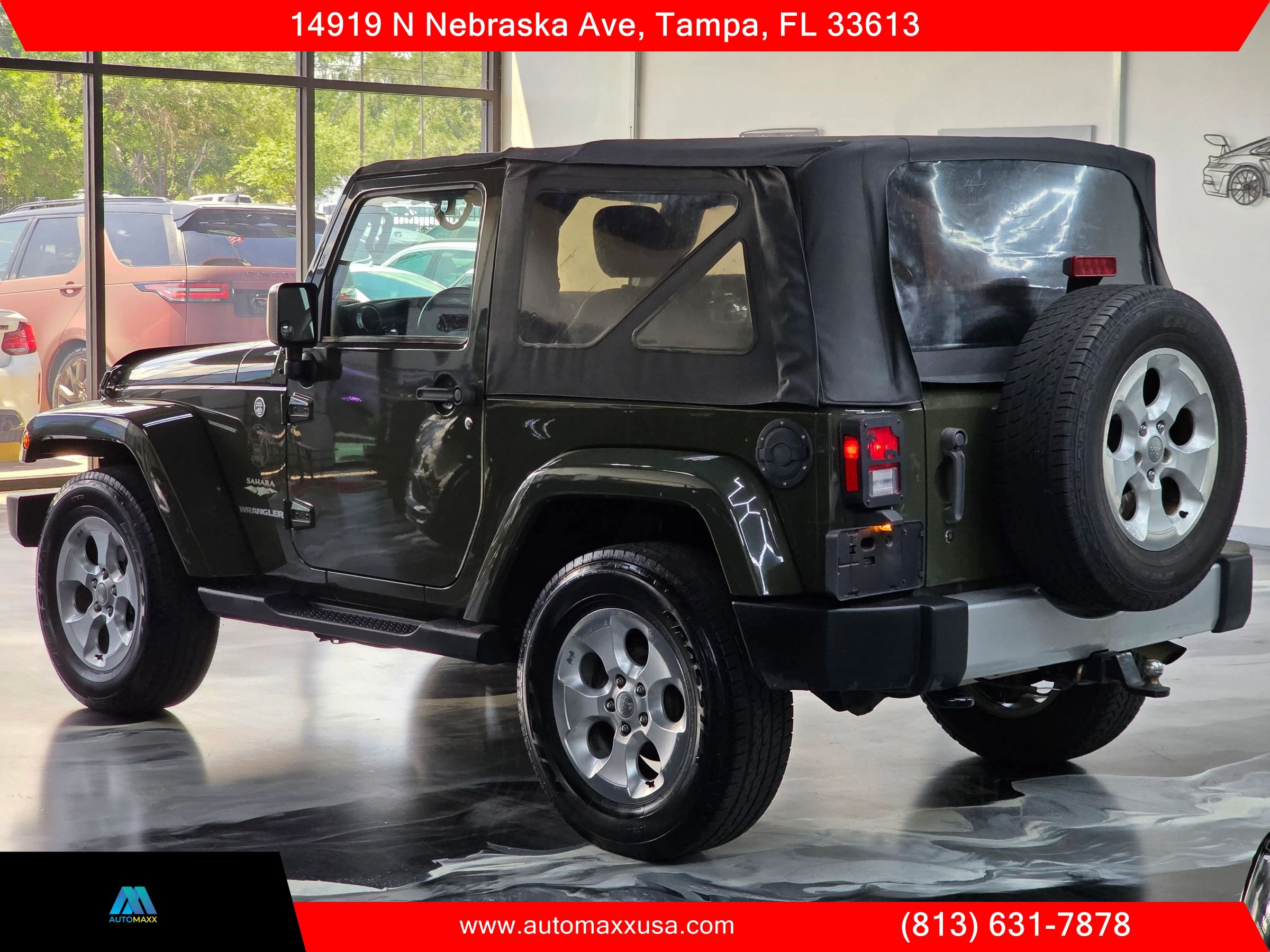 Used 2015 Jeep Wrangler Sahara w/ Connectivity Group AWD/4WD image 8
