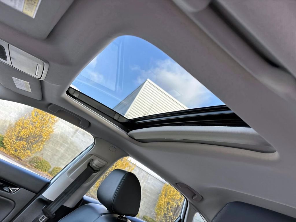 Used 2024 Honda Civic Touring image 25