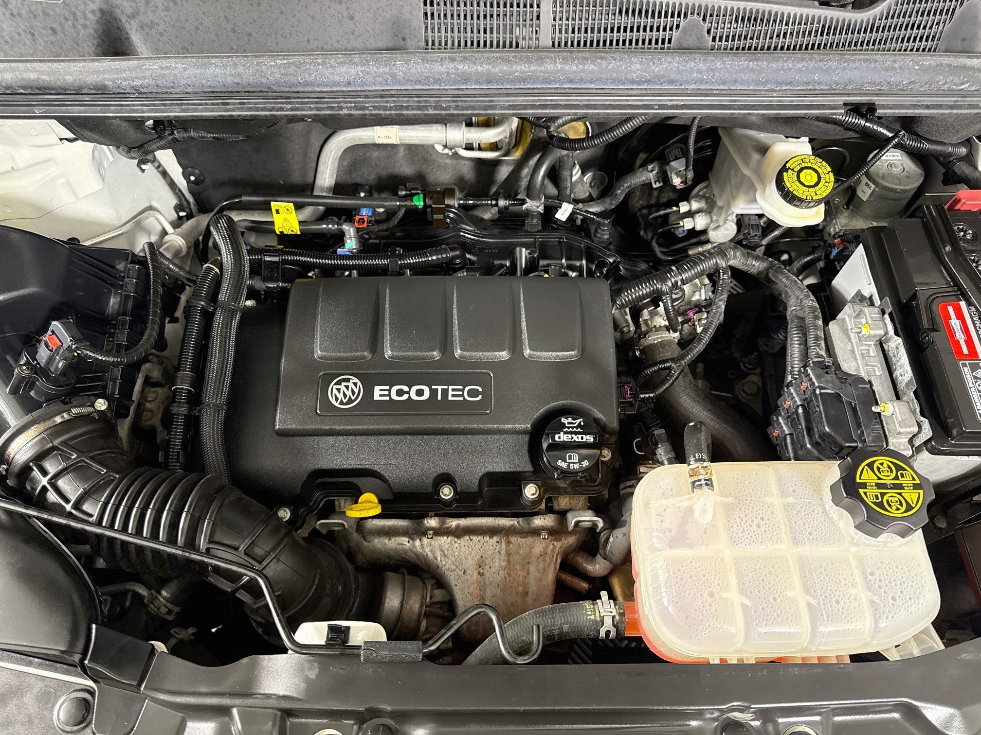 Used 2020 Buick Encore Preferred FWD image 39