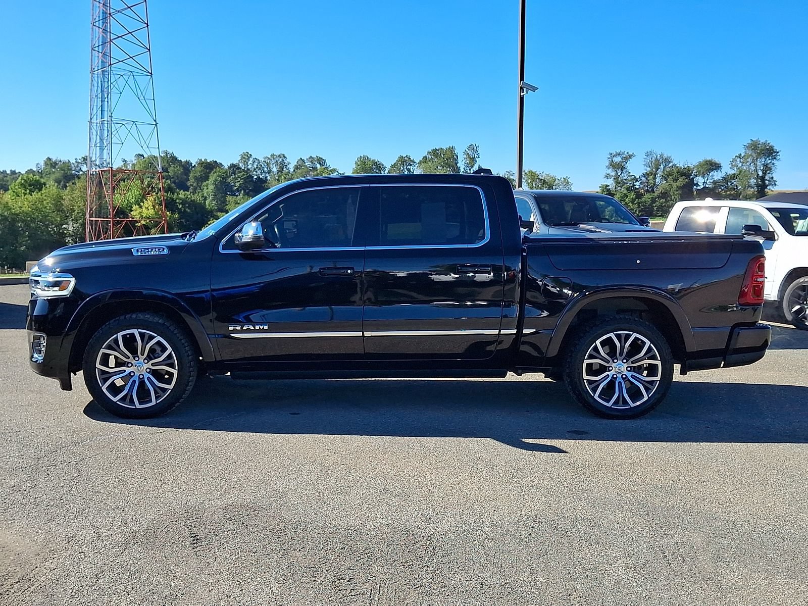Used 2025 RAM 1500 Tungsten w/ Bed Utility Group AWD/4WD image 4
