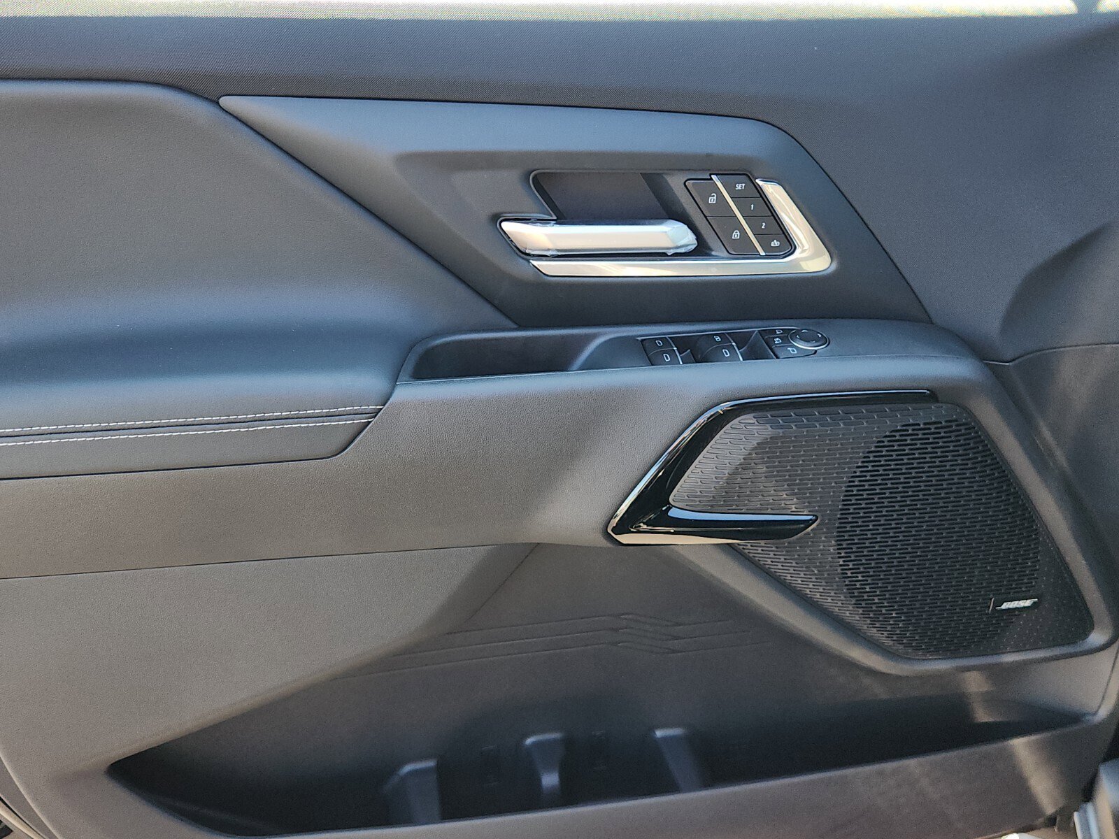 New 2026 Chevrolet Silverado EV LT w/ Plus Package image 11