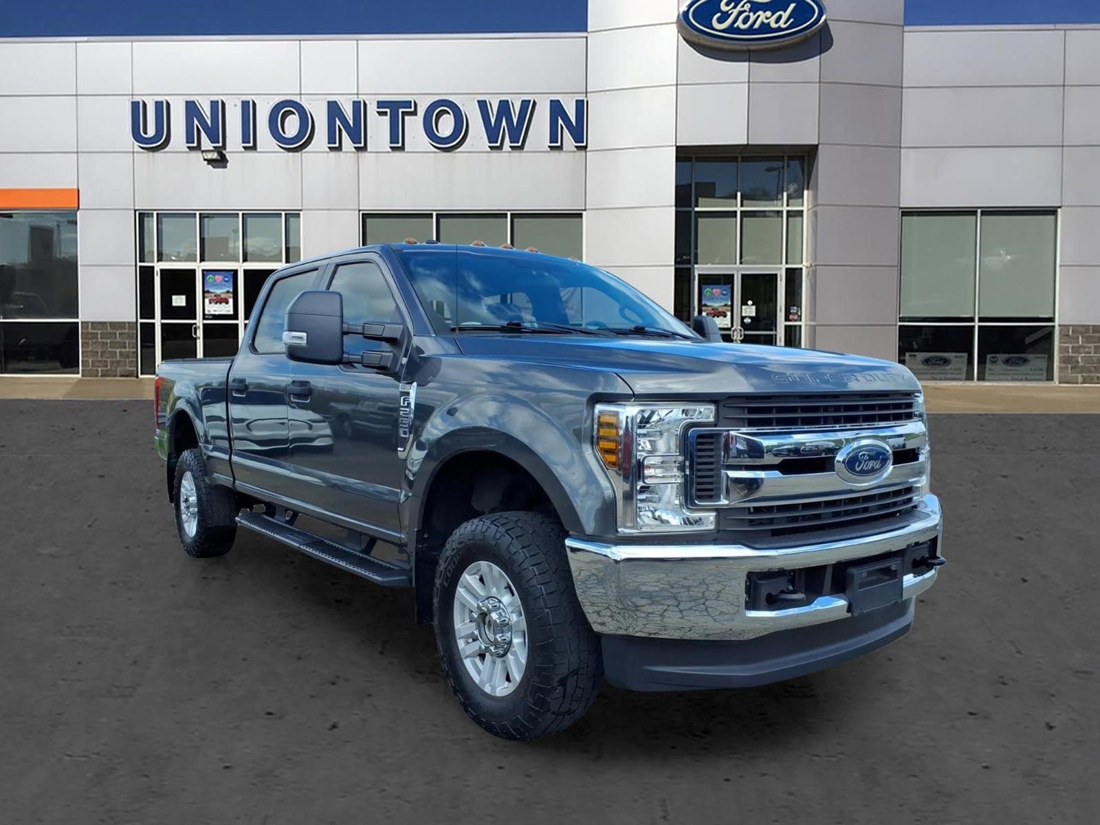 Used 2018 Ford F250 XL w/ STX Appearance Package image 1