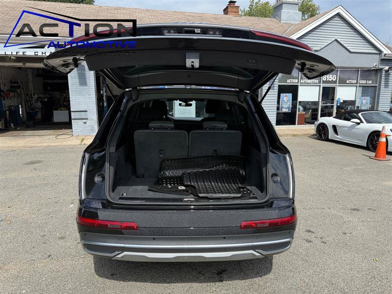 Used 2023 Audi Q7 3.0T Premium Plus w/ Premium Plus Package AWD/4WD image 19