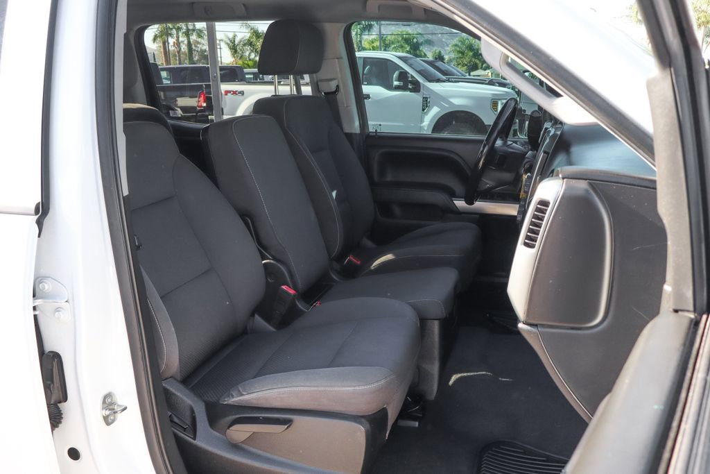 Used 2018 Chevrolet Silverado 1500 LT w/ All Star Edition image 42