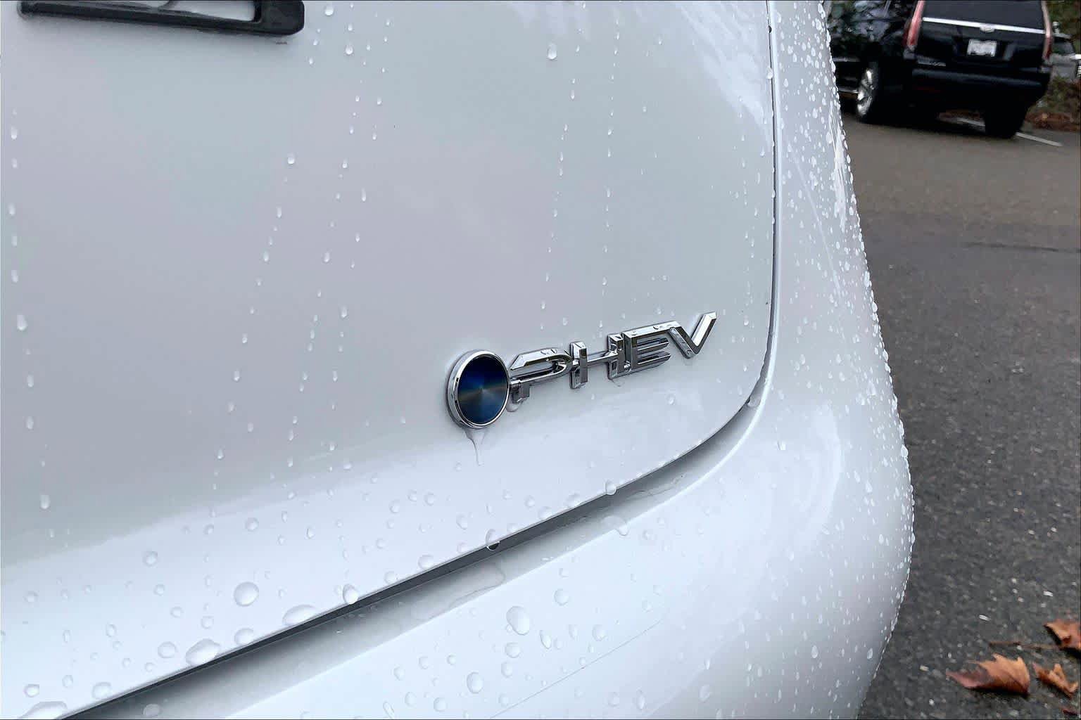 New 2026 Toyota Prius Plug-In Hybrid image 15